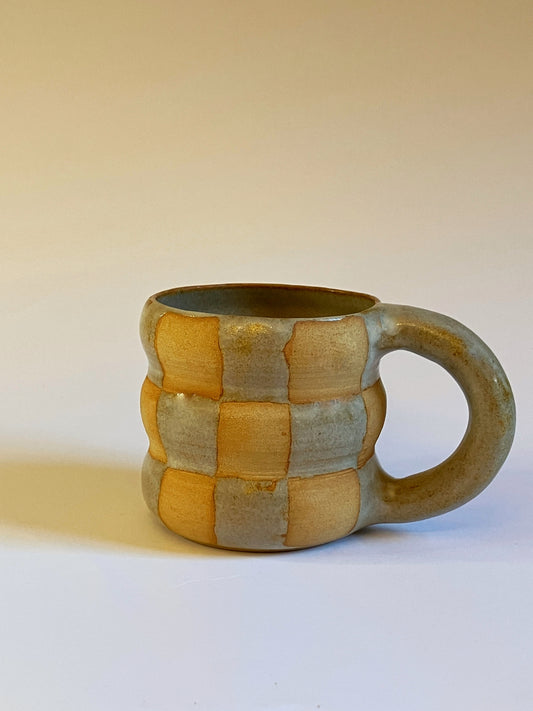 bubble mug - rustic checker